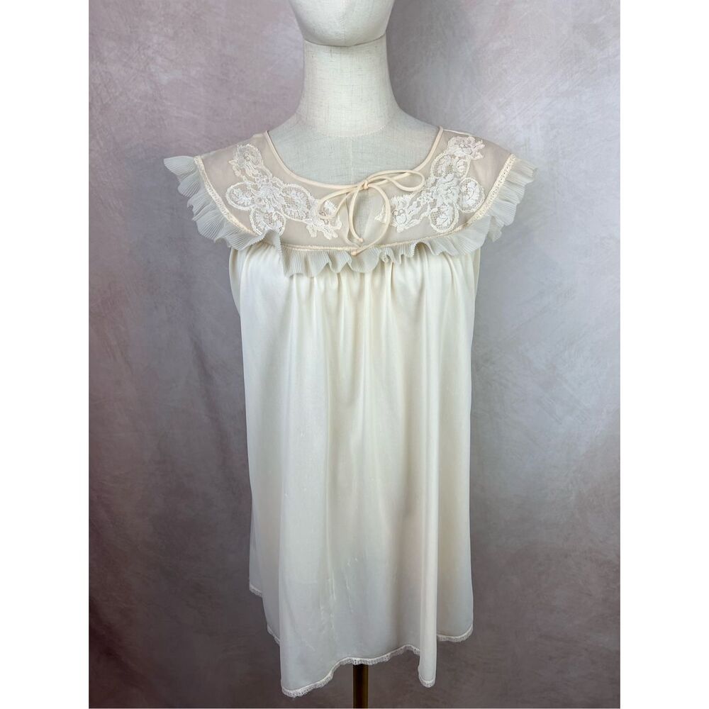 Vintage Early 1960s Kayser Babydoll Nightie Nightgown Chiffon Baby Pink